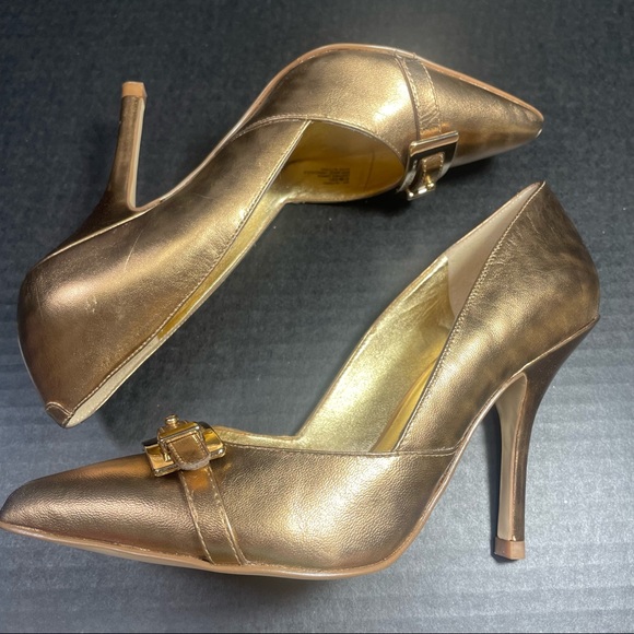 BRAND NEW NEVER WORN BCBGENERATION ANTIQUE BRONZE 4” HEELS 5.5M FLASHY! - Picture 9 of 10